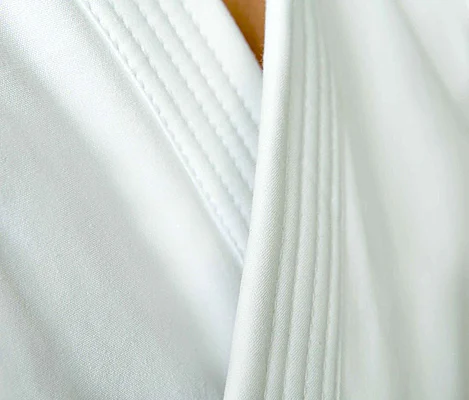 Wie pflegt man sein Karategi? 2 karate-gi-seishin-international-wkf