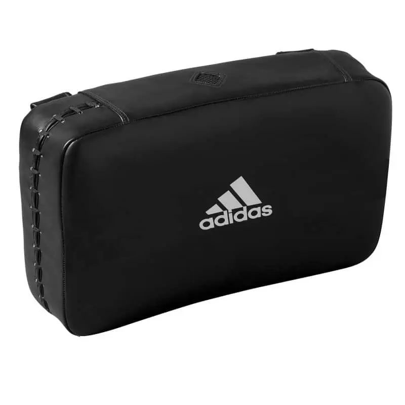 Adidas "Iranischer Stil" Gebogener Schild
