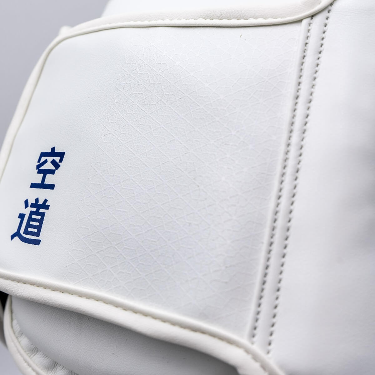 Kubo FujiMae Kopfhörer 5 Helm-kubo-fujimae-logo