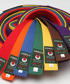 gürtel-karate-farben-uni-kamikaze