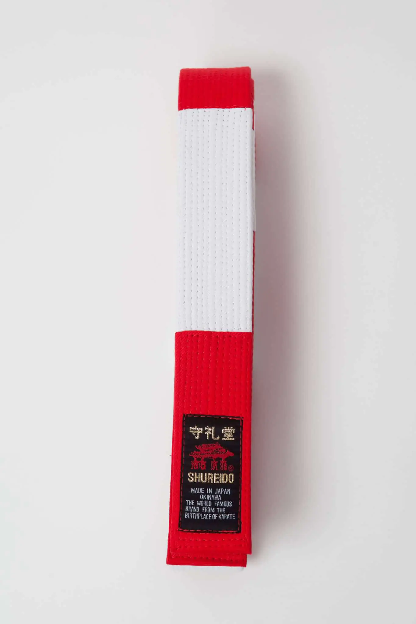 gürtel-karate-shureido-rot und weiß-6-eme-dan-oben