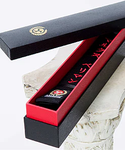 gürtel-schwarz-karate-seishin-international-in-boite-luxe