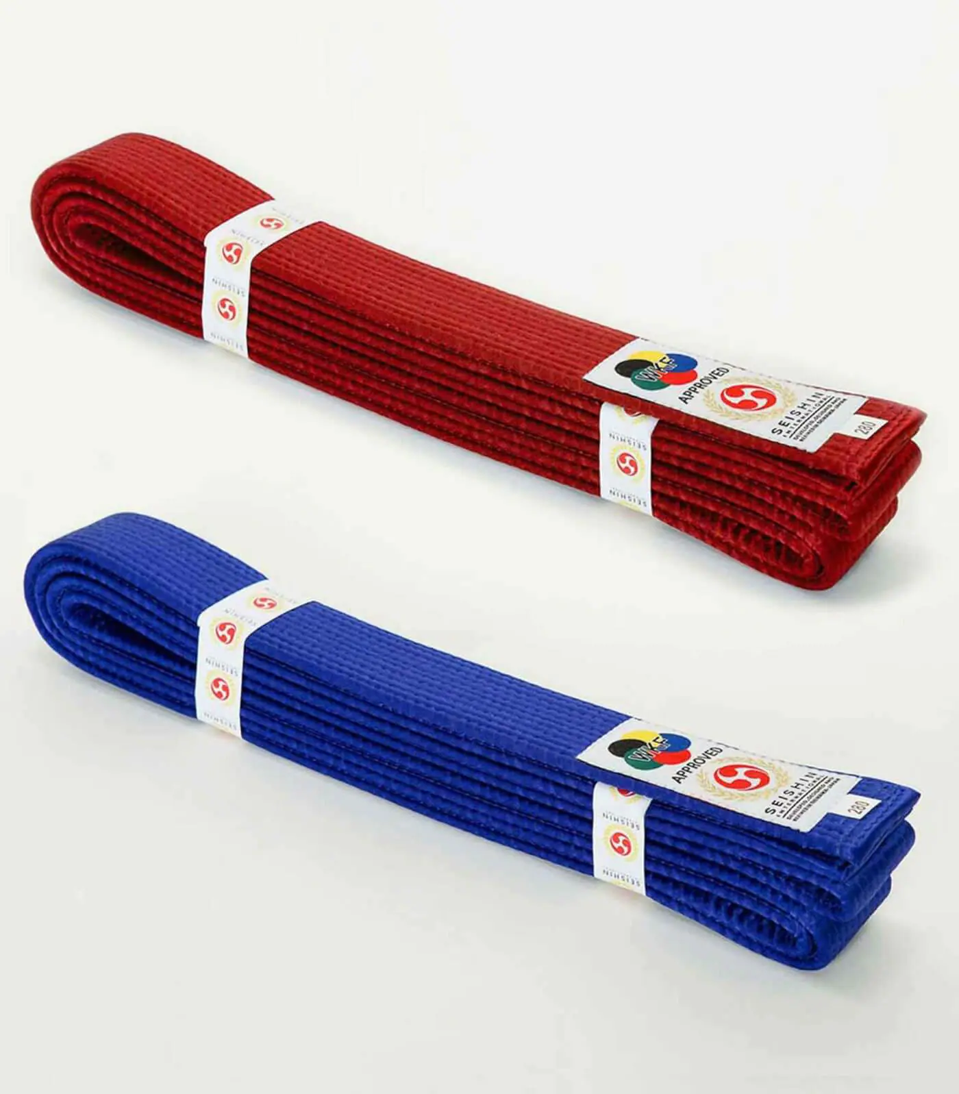 wettkampf-seishin-international-wkf-rot-und-satinblau-gürtel
