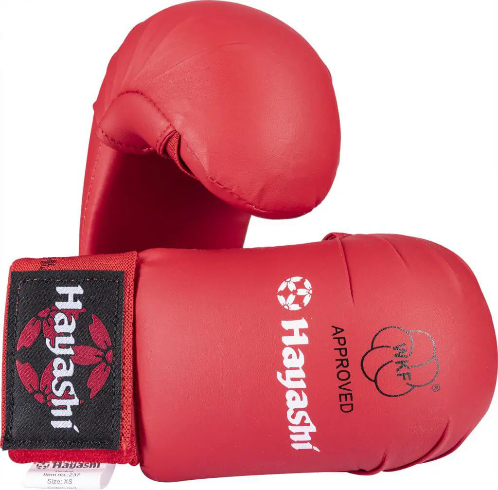 handschuhe-von-karate-tsuki-hayashi-rot-wkf