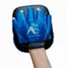 handschuhe-karate-focus-karate-arawaza-schwarz-blau,