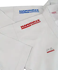 karategi Kamikaze Premier Kata bestickte Schultern in rot und blau