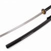 katana-die-scharfe-Klinge-und-eine-Holzgabel