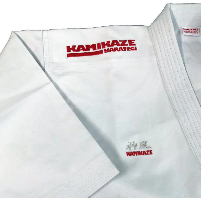 kimono-karate-kamikaze-premiere-kata-league-wkf-rot