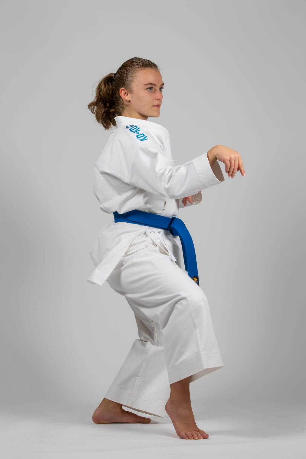 Karateanzug Ko Italia Elegant Kata - Premiere League (rot und blau) WKF 3 Karateanzug Ko Italia Elegant Kata Premiere League