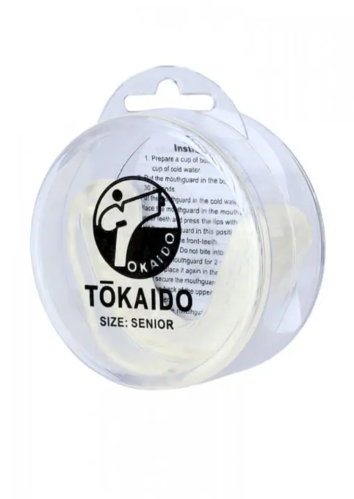 zahnschutz-karate-tokaido-mit-schachtel-weiß