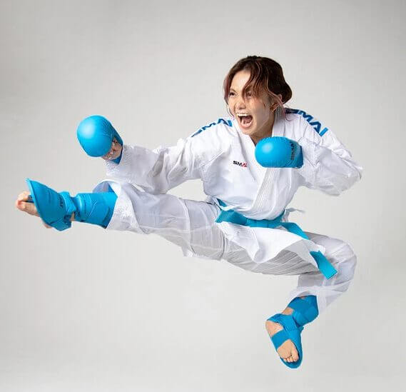 Karate Schienbein- und Fussschützer SMAI - WKF 10 schienbein- und fußgelenkschutz-karate-smai-wkf-modell