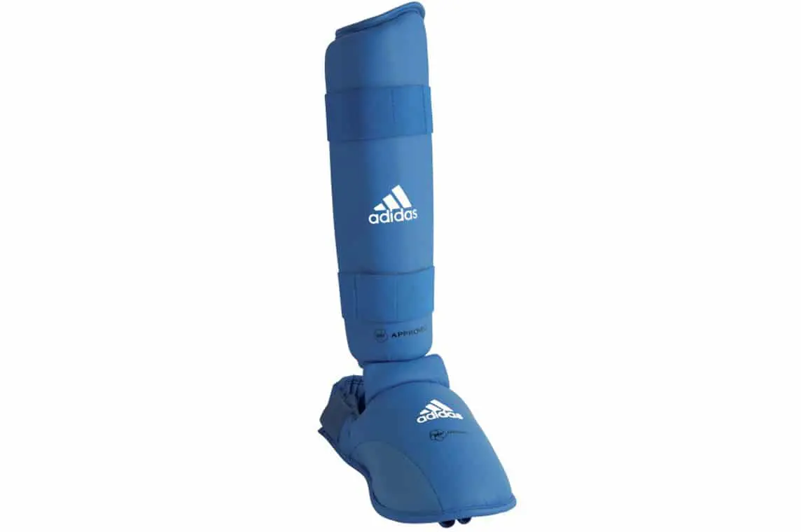 Karate Schienbein- und Fußschützer Adidas - blau, rot - WKF 5 schienbeinschoner-fußschützer-abnehmbar-adidas-66135d-blau