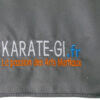 Handtuch-Mikrofaser-120x70-grau-karate-gi-Detail-Stickerei