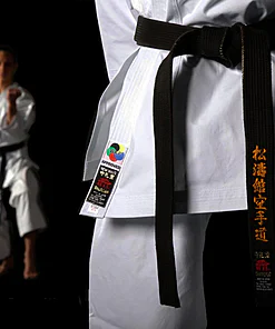 EINZELNE JACKE Karateanzug Shureido New Wave 3 - WKF Approved karategi equipe-femmes-zoom-etiquette